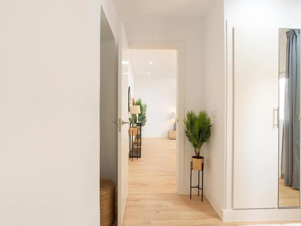 Gorgeous Renovated Apartment 2Br Ac 马拉加 西班牙